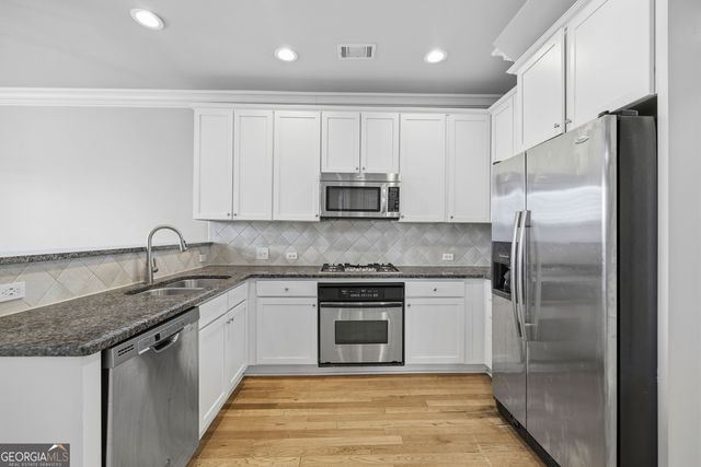 285 Le Gran Bend, Sandy Springs, GA 30328