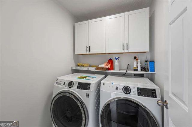 367 Ayelsbury Court, Sugar Hill, GA 30518