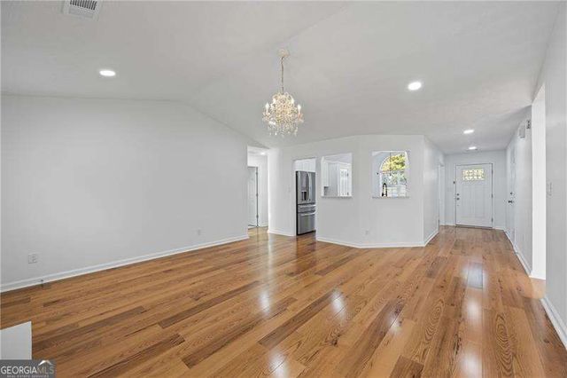 367 Ayelsbury Court, Sugar Hill, GA 30518