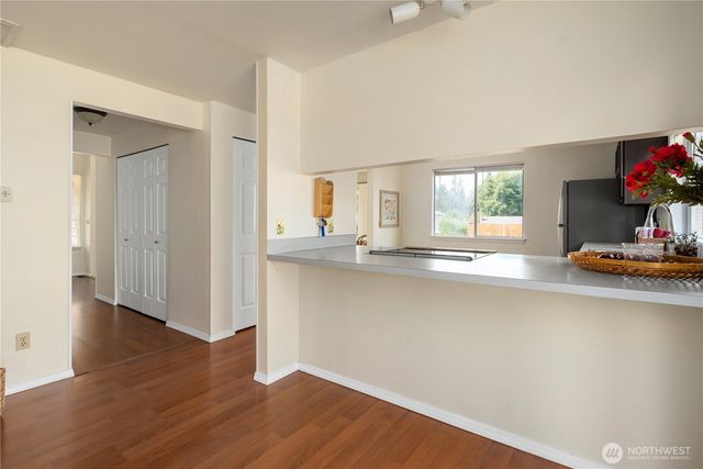 1620 NW Outrigger Loop, Oak Harbor, WA 98277