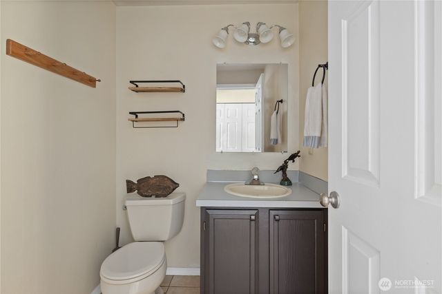 1620 NW Outrigger Loop, Oak Harbor, WA 98277