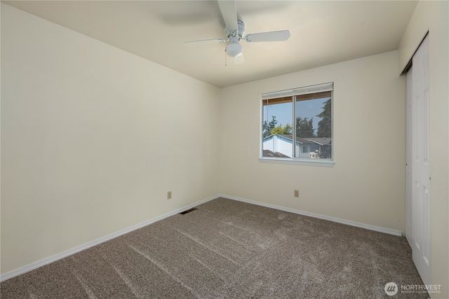 1620 NW Outrigger Loop, Oak Harbor, WA 98277