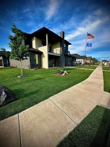 9309 NW 83rd Street, Yukon, OK 73099