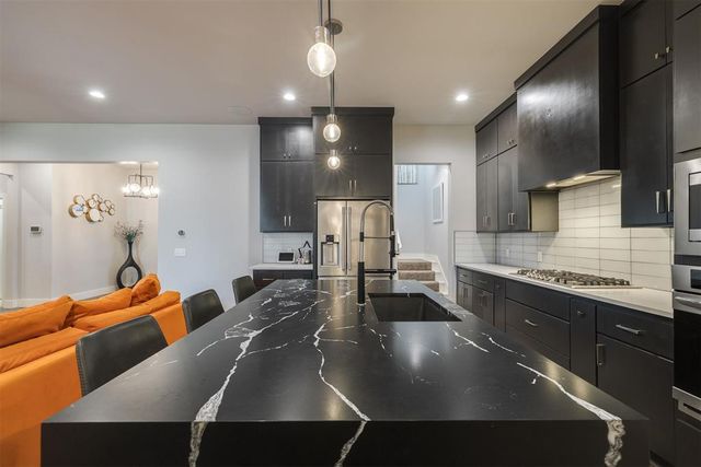 9309 NW 83rd Street, Yukon, OK 73099