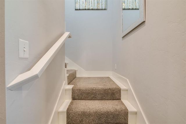 9309 NW 83rd Street, Yukon, OK 73099