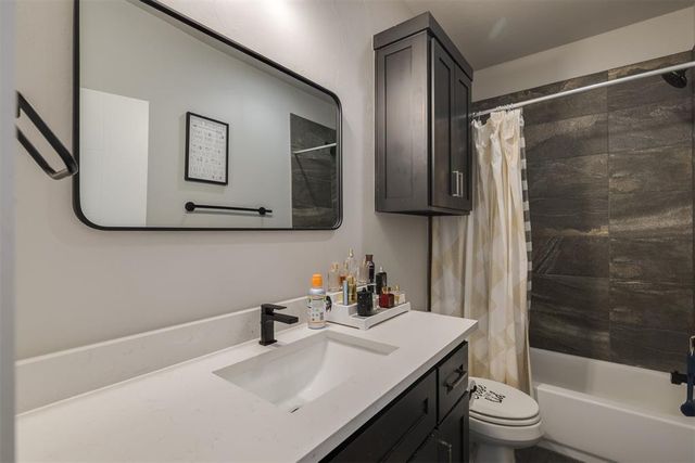 9309 NW 83rd Street, Yukon, OK 73099