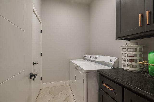 9309 NW 83rd Street, Yukon, OK 73099