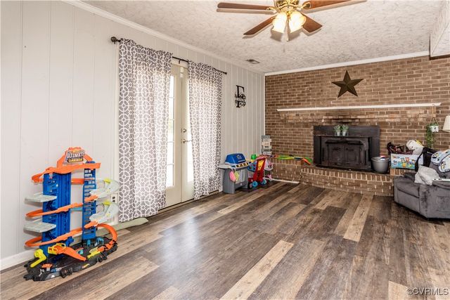 2412 Burgage Ln, Prince George, VA 23805