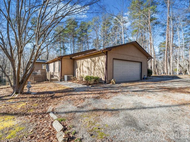 423 Mountain View Drive, Columbus, NC 28722