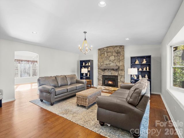 423 Mountain View Drive, Columbus, NC 28722