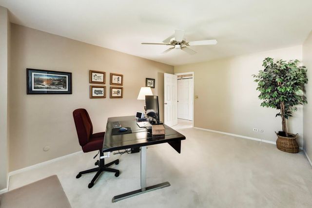 1204 Garfield Avenue, Libertyville, IL 60048