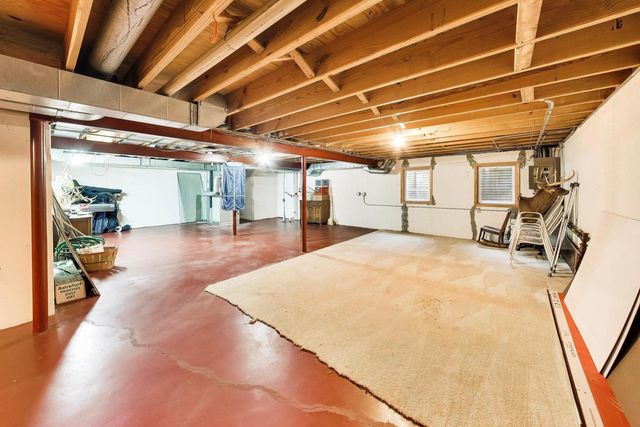 1204 Garfield Avenue, Libertyville, IL 60048