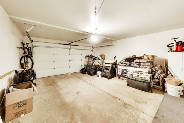 1204 Garfield Avenue, Libertyville, IL 60048