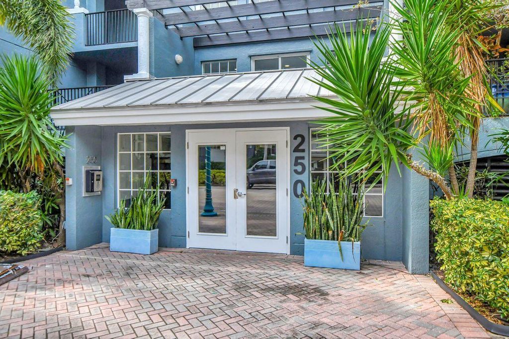 250 NE 3rd Avenue 1408, Delray Beach, FL 33444