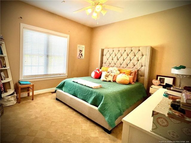 5204 Pin Oak Drive, Lumberton, NC 28358