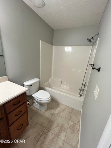 810 E 24th Street, Lynn Haven, FL 32444