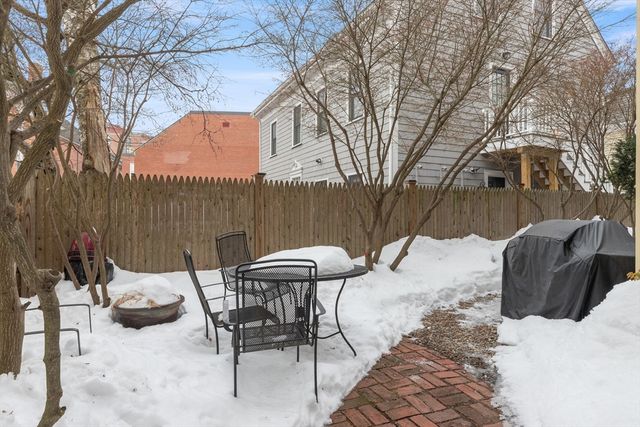 10.5 Herbert Street 21, Salem, MA 01970