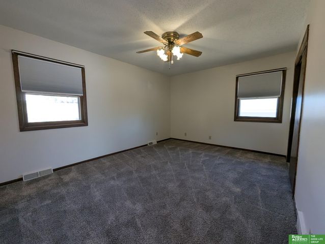 12512 Yates Street, Omaha, NE 68164