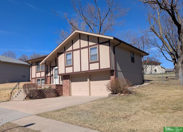 12512 Yates Street, Omaha, NE 68164