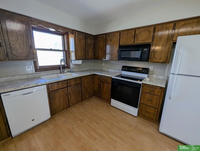 12512 Yates Street, Omaha, NE 68164