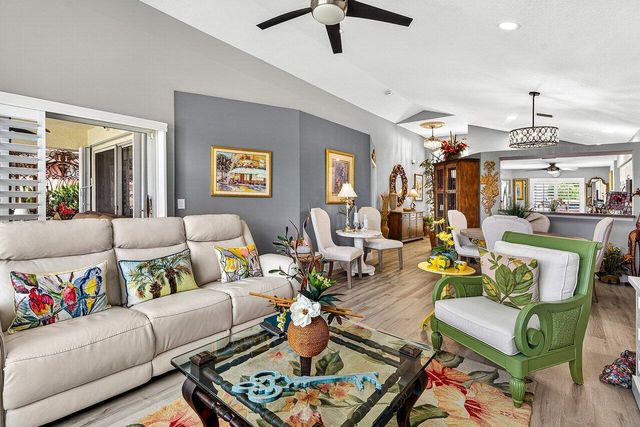 7033 Galleon Cove, Riviera Beach, FL 33418