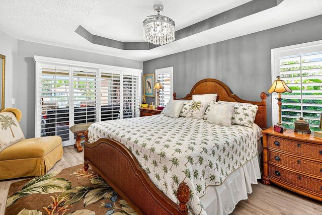 7033 Galleon Cove, Riviera Beach, FL 33418