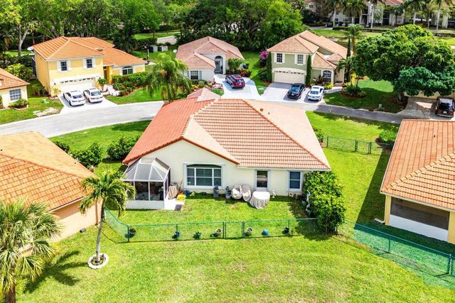 7033 Galleon Cove, Riviera Beach, FL 33418