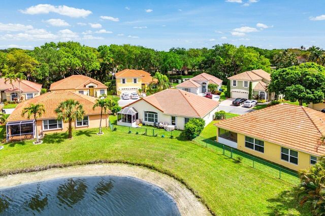 7033 Galleon Cove, Riviera Beach, FL 33418