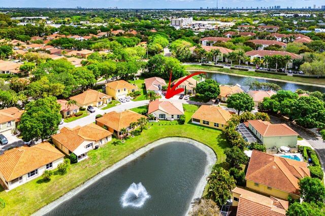 7033 Galleon Cove, Riviera Beach, FL 33418