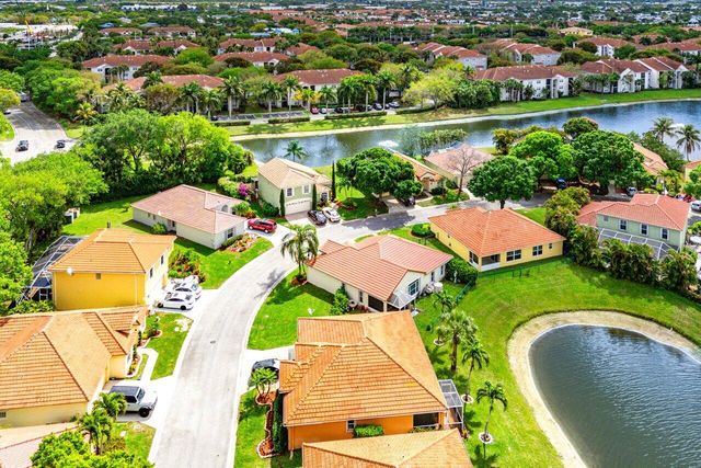 7033 Galleon Cove, Riviera Beach, FL 33418