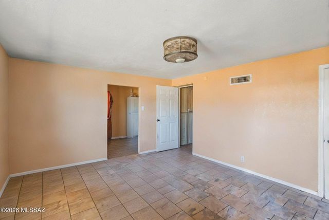 6131 E 28th Street, Tucson, AZ 85711