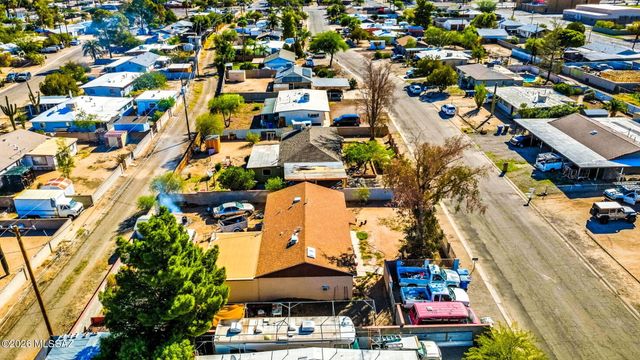 6131 E 28th Street, Tucson, AZ 85711