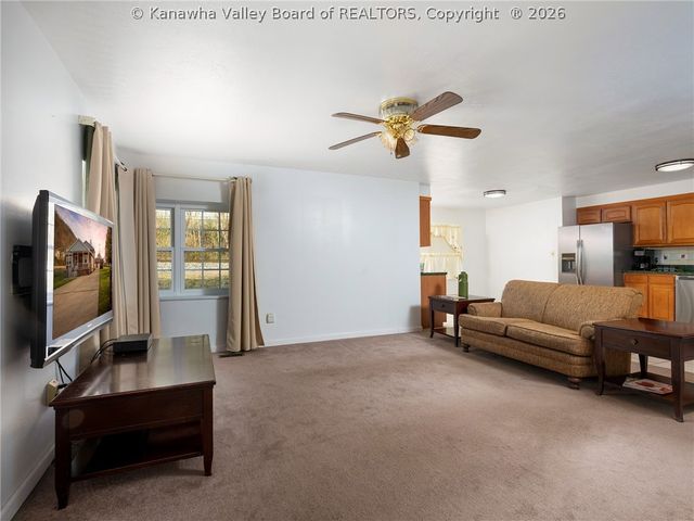 118 Maroney Lane, Shrewsbury, WV 25015