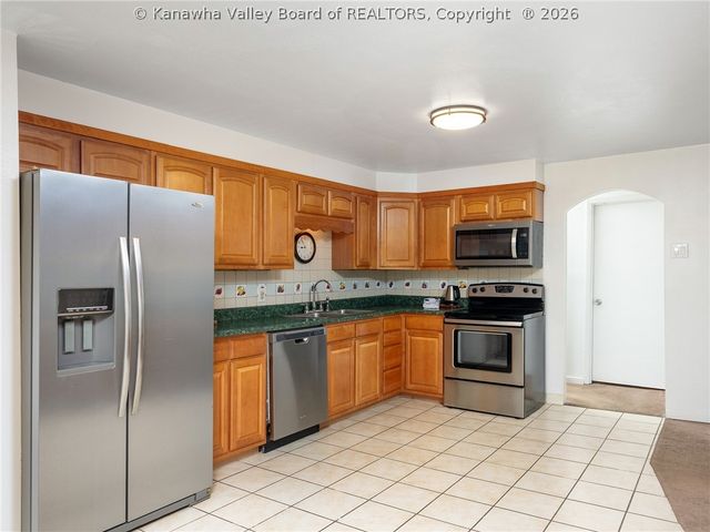 118 Maroney Lane, Shrewsbury, WV 25015