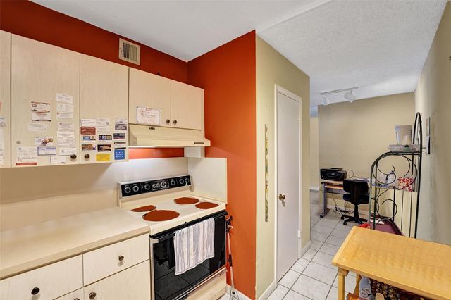 1920 NE 1st Terrace 107H, Wilton Manors, FL 33305