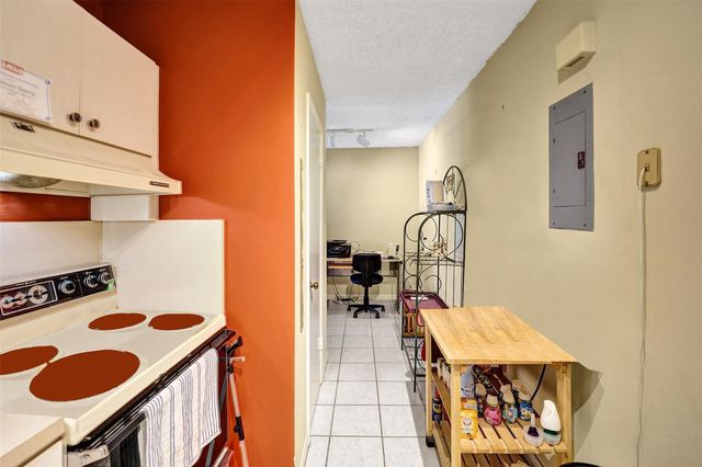 1920 NE 1st Terrace 107H, Wilton Manors, FL 33305