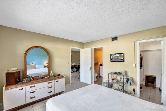 1920 NE 1st Terrace 107H, Wilton Manors, FL 33305