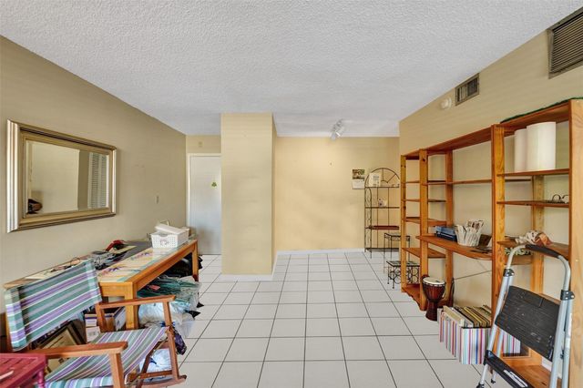 1920 NE 1st Terrace 107H, Wilton Manors, FL 33305