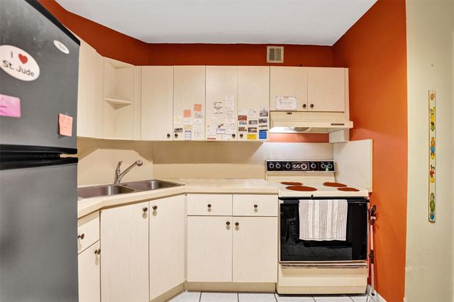 1920 NE 1st Terrace 107H, Wilton Manors, FL 33305