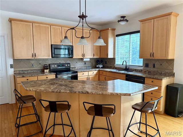 3450 Caton Run Crossing, Shiloh, IL 62221