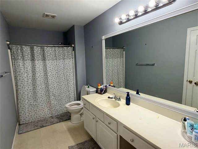 3450 Caton Run Crossing, Shiloh, IL 62221
