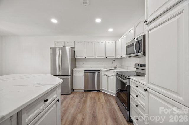 9512 Elizabeth Townes Lane, Charlotte, NC 28277