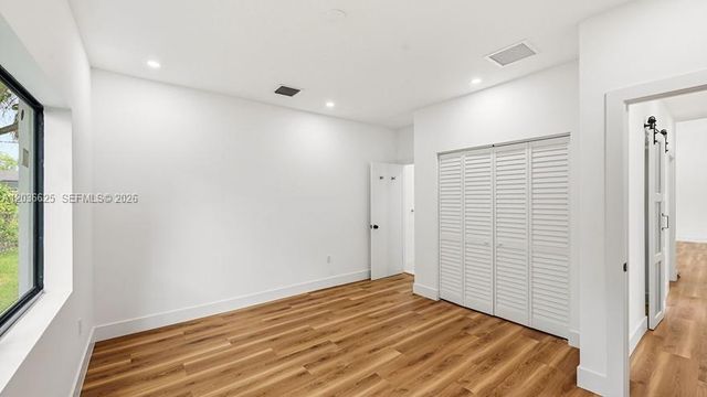 1140 NE 201st Ter, Miami, FL 33179