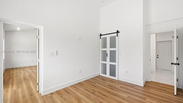 1140 NE 201st Ter, Miami, FL 33179