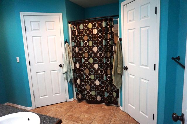 230 E Lapis Avenue, Republic, MO 65738