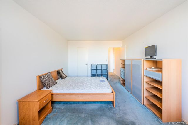 1 Bay Club Drive 11J, Bayside, NY 11360
