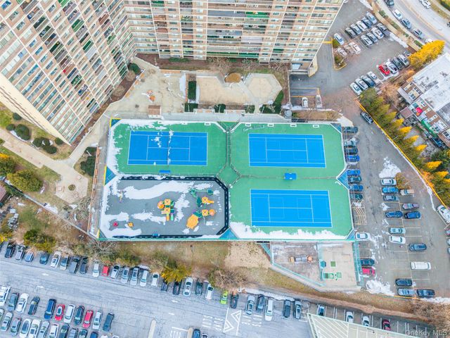1 Bay Club Drive 11J, Bayside, NY 11360