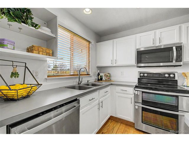 9917 Aftonwood St, Highlands Ranch, CO 80126