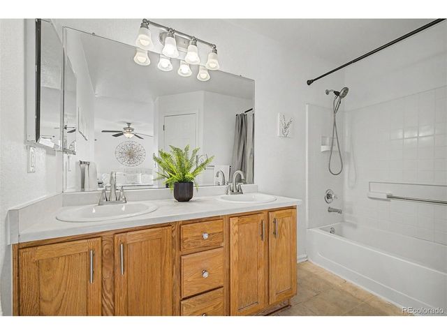 9917 Aftonwood St, Highlands Ranch, CO 80126