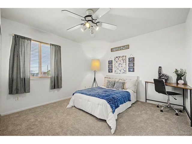 9917 Aftonwood St, Highlands Ranch, CO 80126